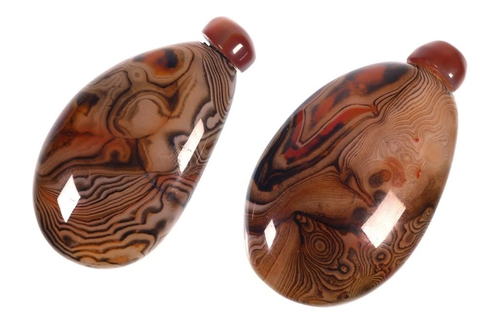 CHINESE AGATE SNUFF BOTTLES