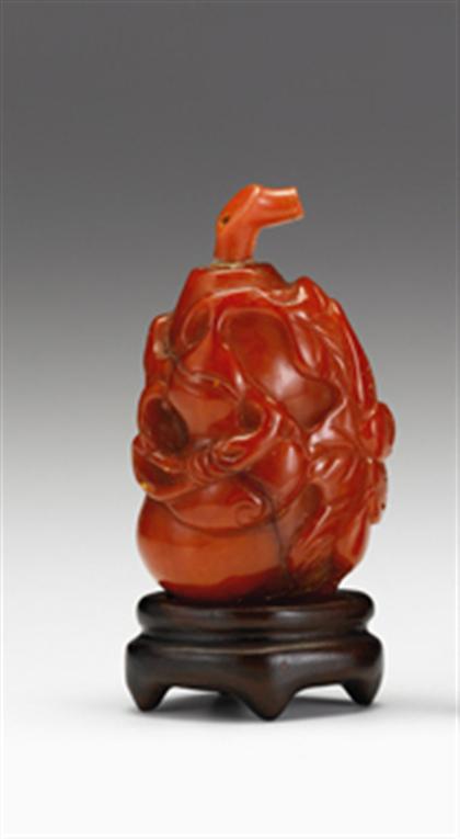 Chinese amber snuff bottle   