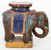 CHINESE ANIMALIER CERAMIC ELEP