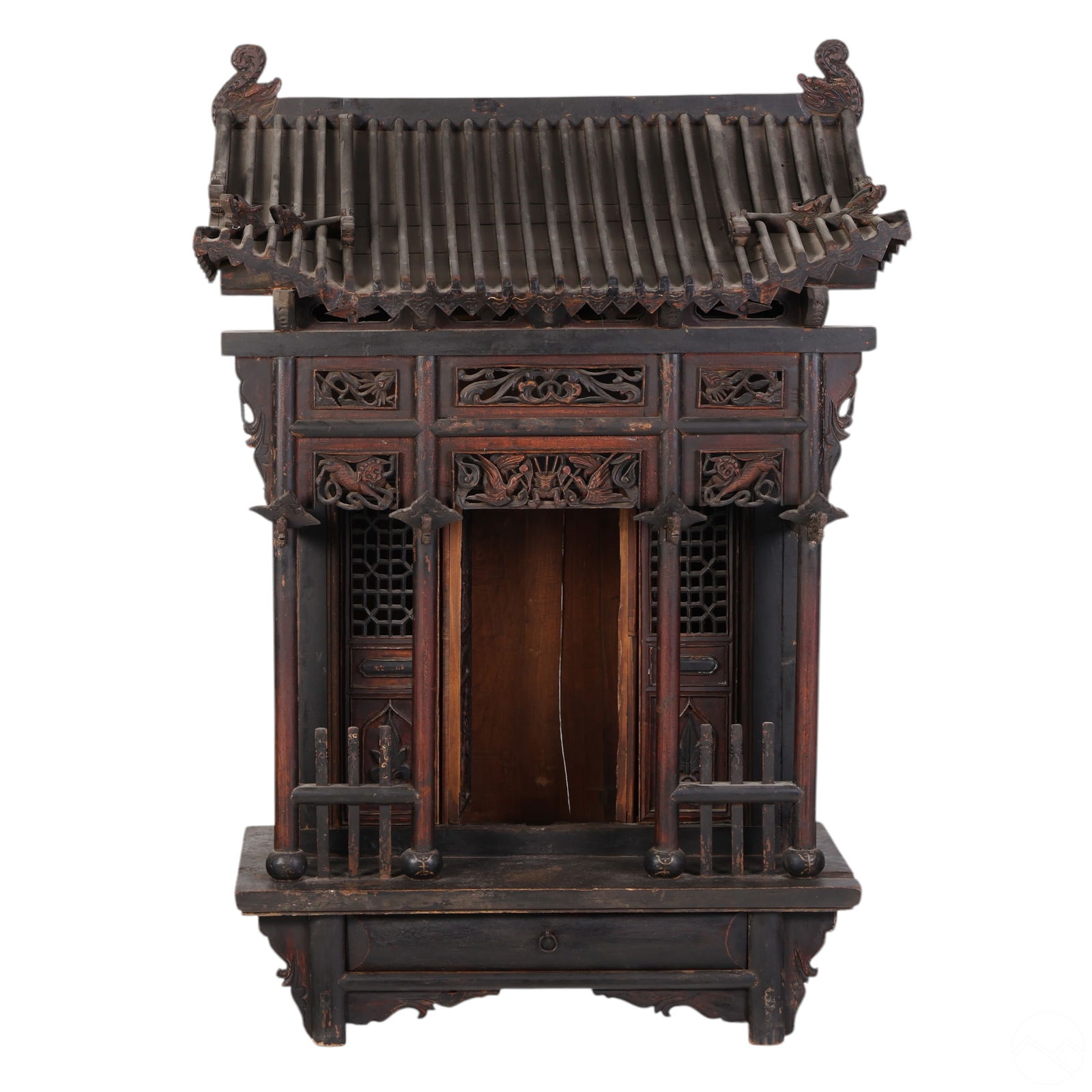 CHINESE ANTIQUE CARVED WOODEN