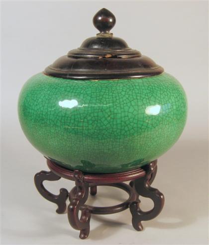 Chinese apple and Ge type glazed
