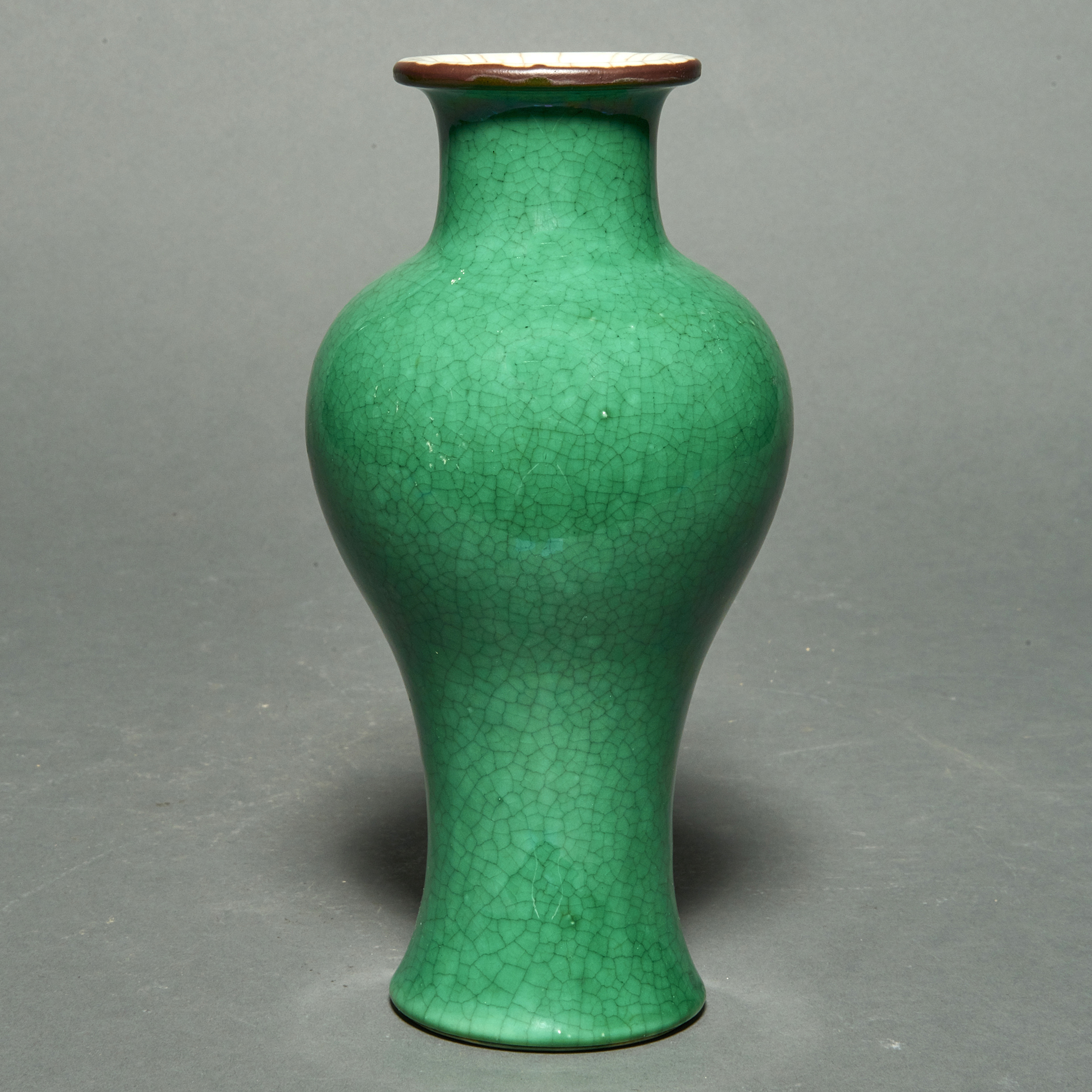 CHINESE APPLE GREEN CRACKLE
