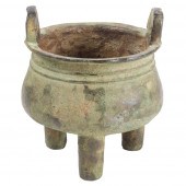CHINESE ARCHAIC BRONZE DING CE