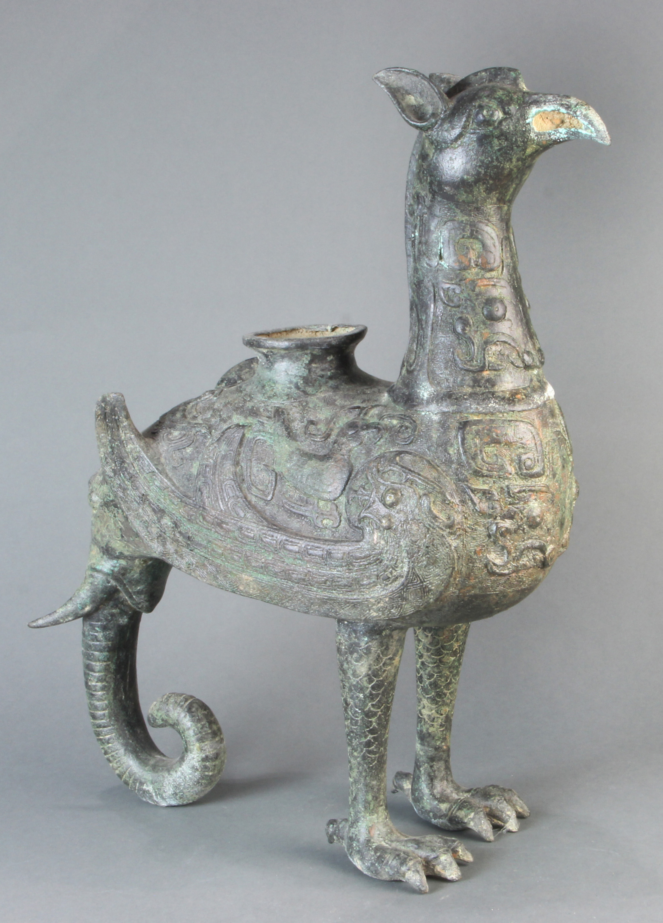 CHINESE ARCHAISTIC BRONZE BIRD-FORM
