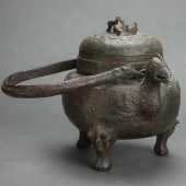 CHINESE ARCHAISTIC BRONZE COVE