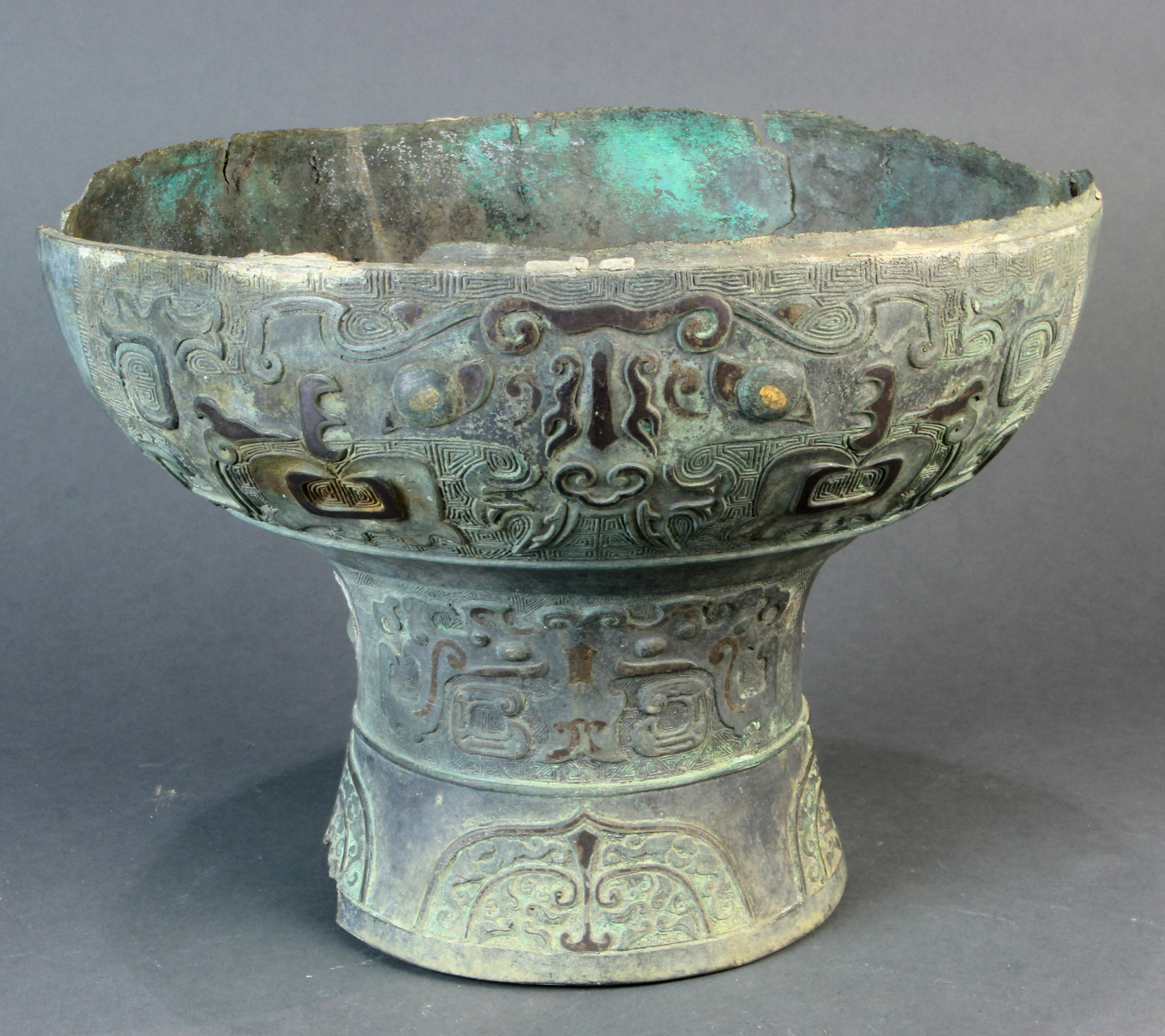 CHINESE ARCHAISTIC BRONZE DOU, 12