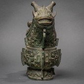 CHINESE ARCHAISTIC BRONZE GUAN