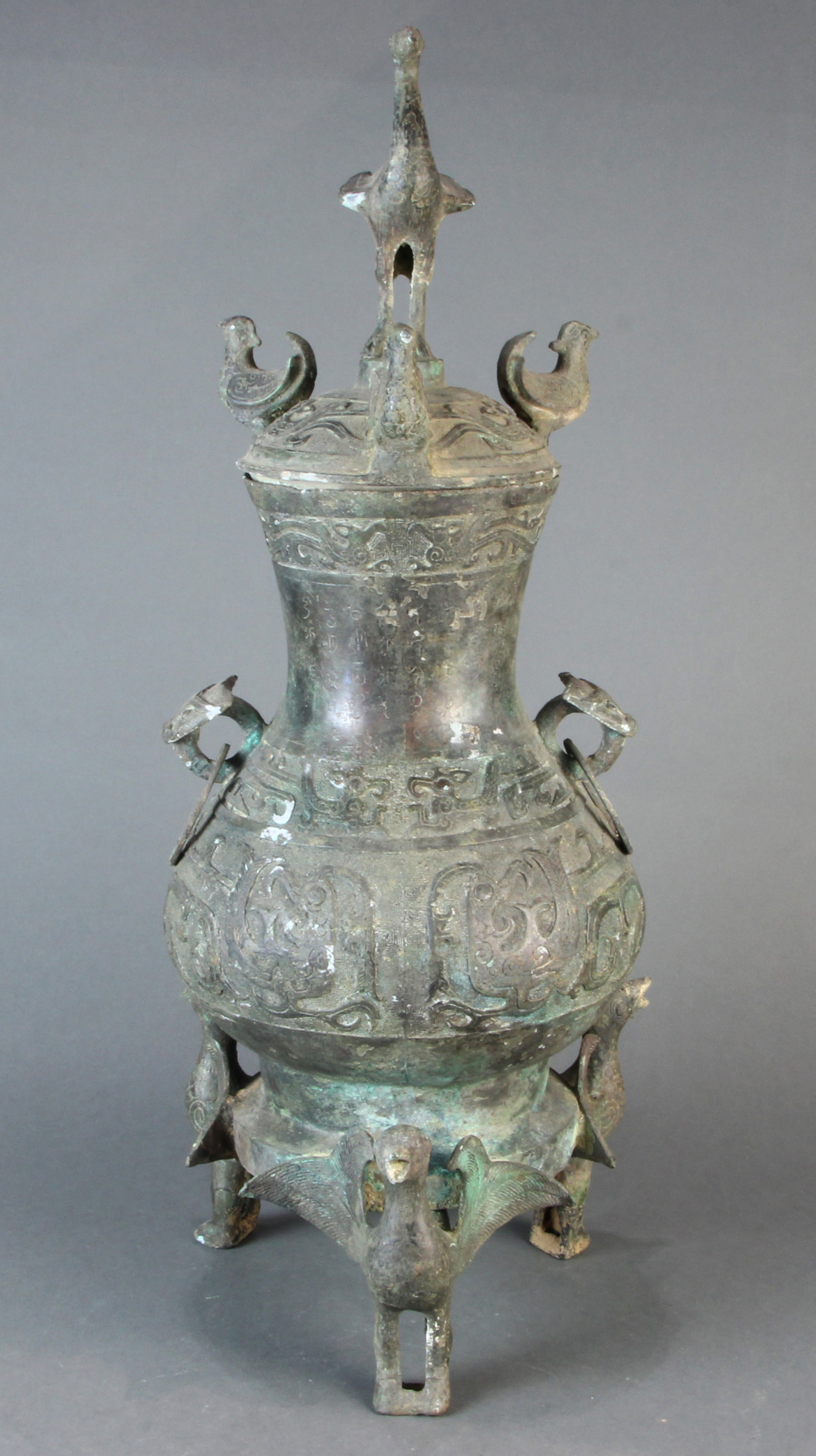 CHINESE ARCHAISTIC BRONZE HU