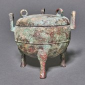 CHINESE ARCHAISTIC BRONZE TRIP