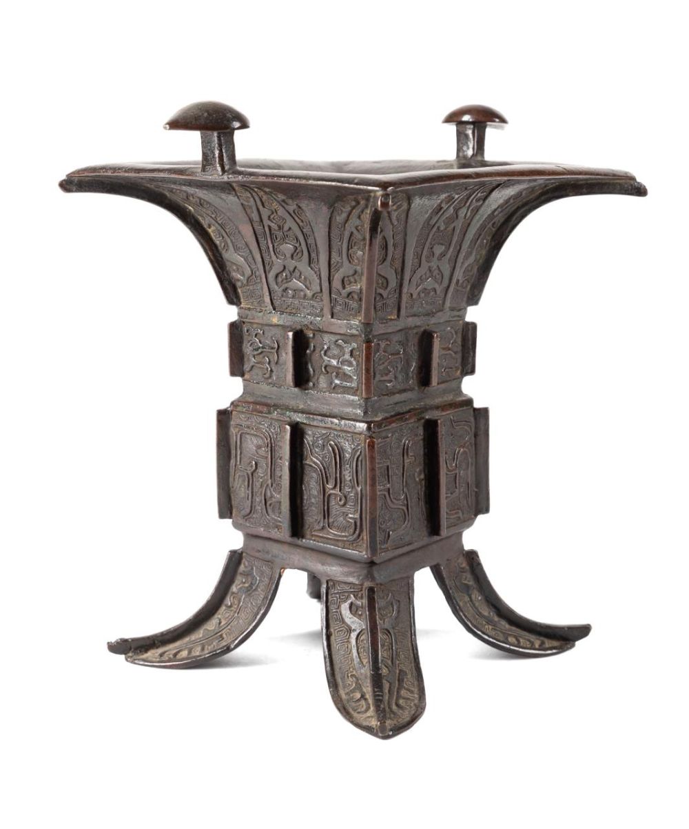 CHINESE ARCHAISTIC BRONZE ZUN