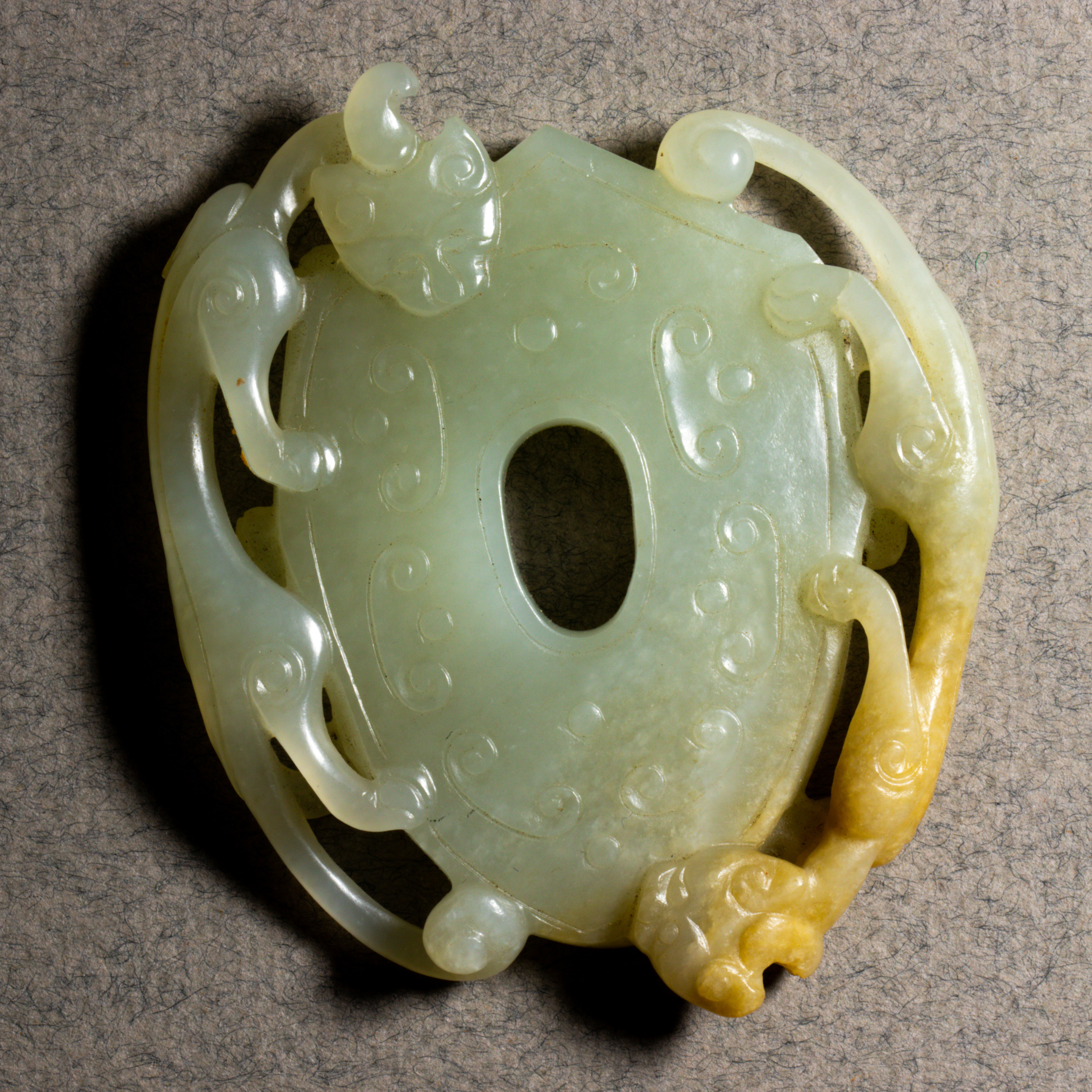 CHINESE ARCHAISTIC CELADON JADE