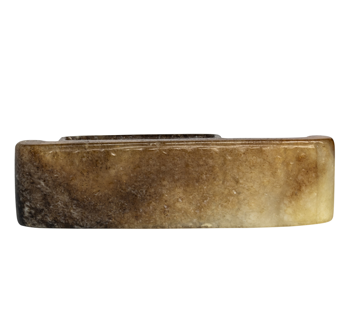 CHINESE ARCHAISTIC MOTTLED JADE