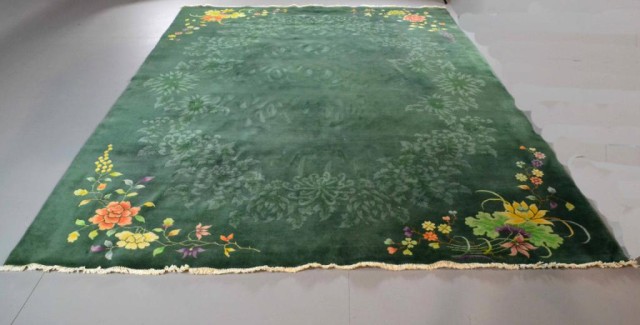 CHINESE AREA RUGVery nice