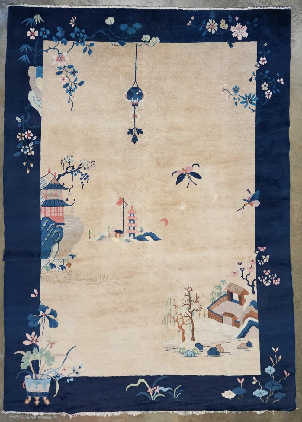 CHINESE ART DECO RUGChinese Art