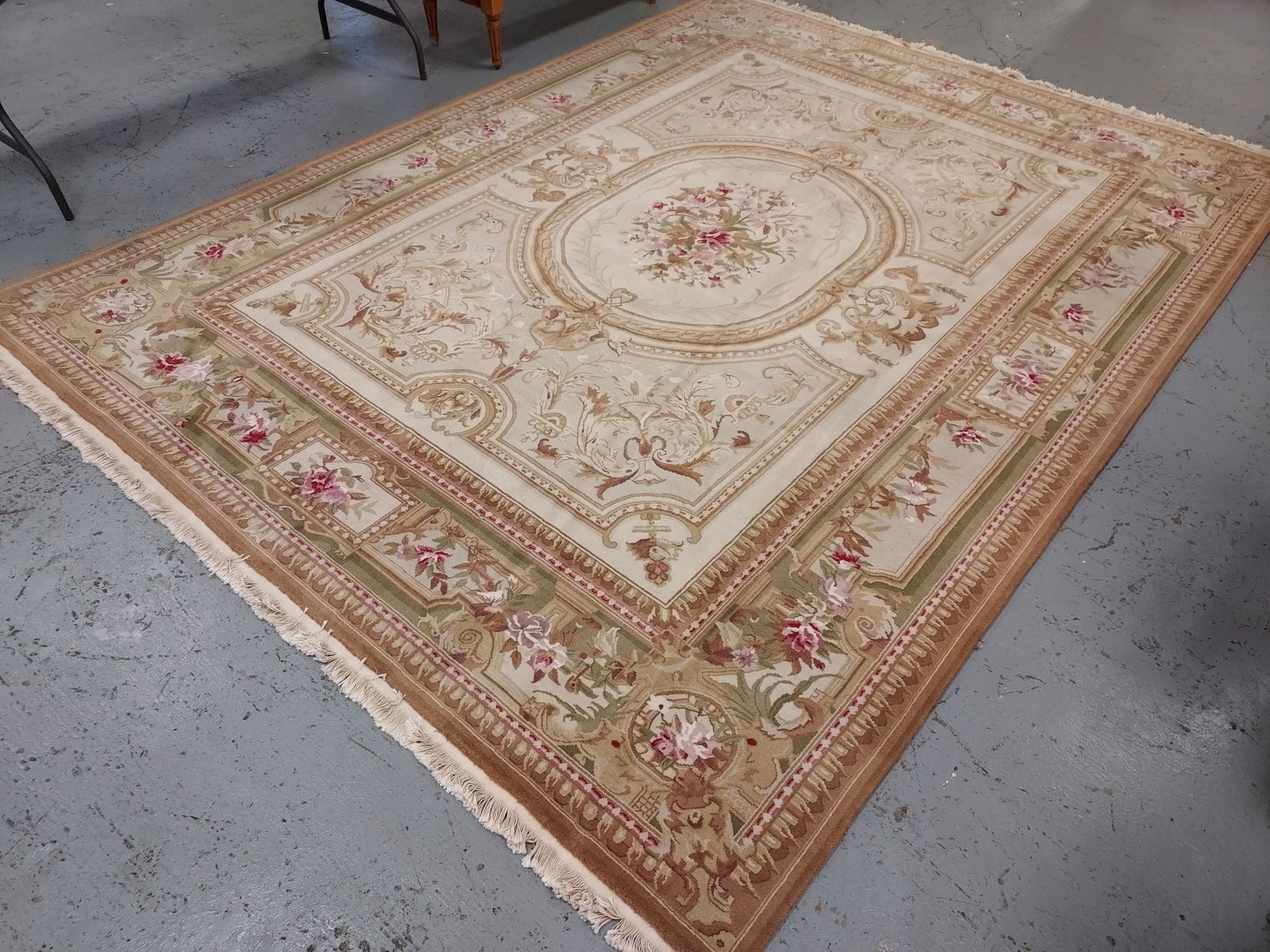 CHINESE AUBUSSON STYLE HAND KNOTTED