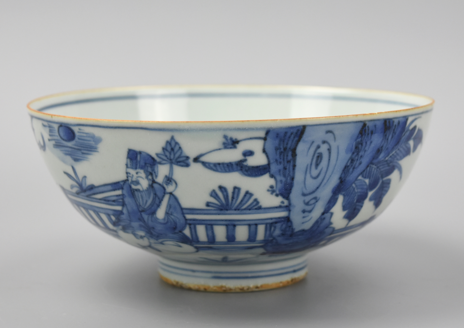 CHINESE B & W BOWL W/ SCHOLARS W/