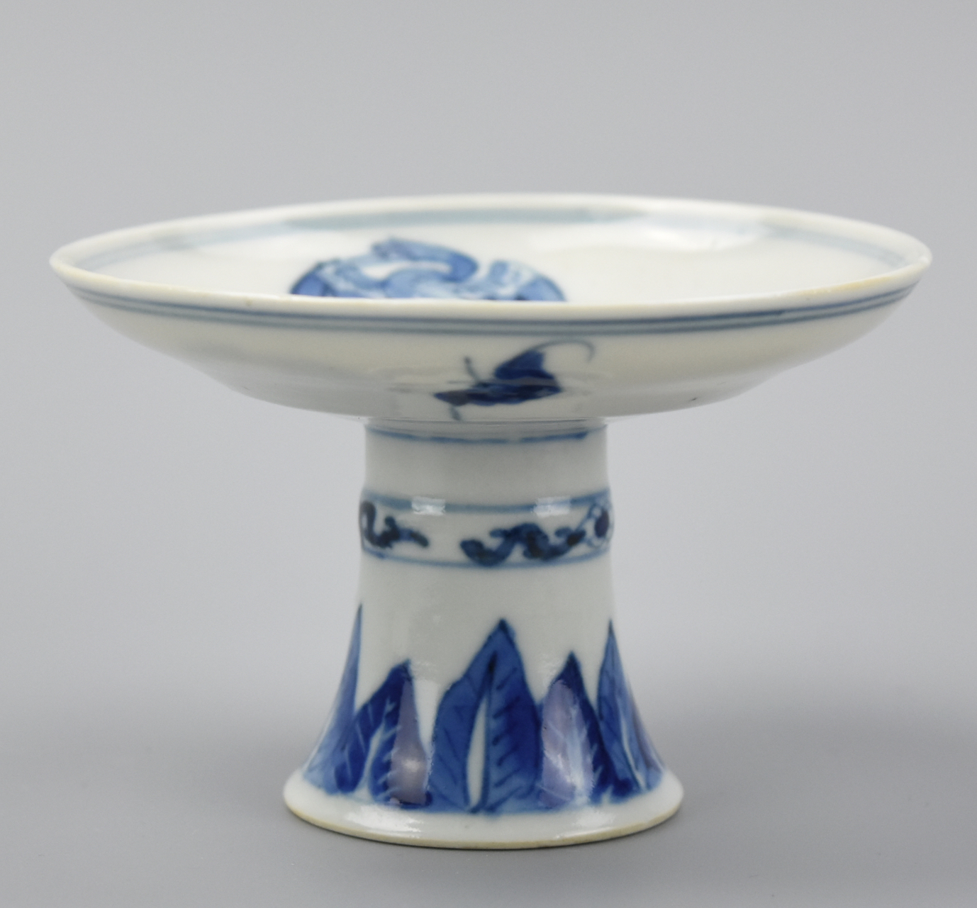 CHINESE B & W HIGH FOOTED PLATE