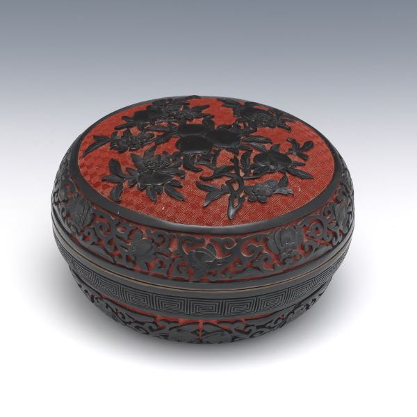 CHINESE BLACK AND RED LACQUERED