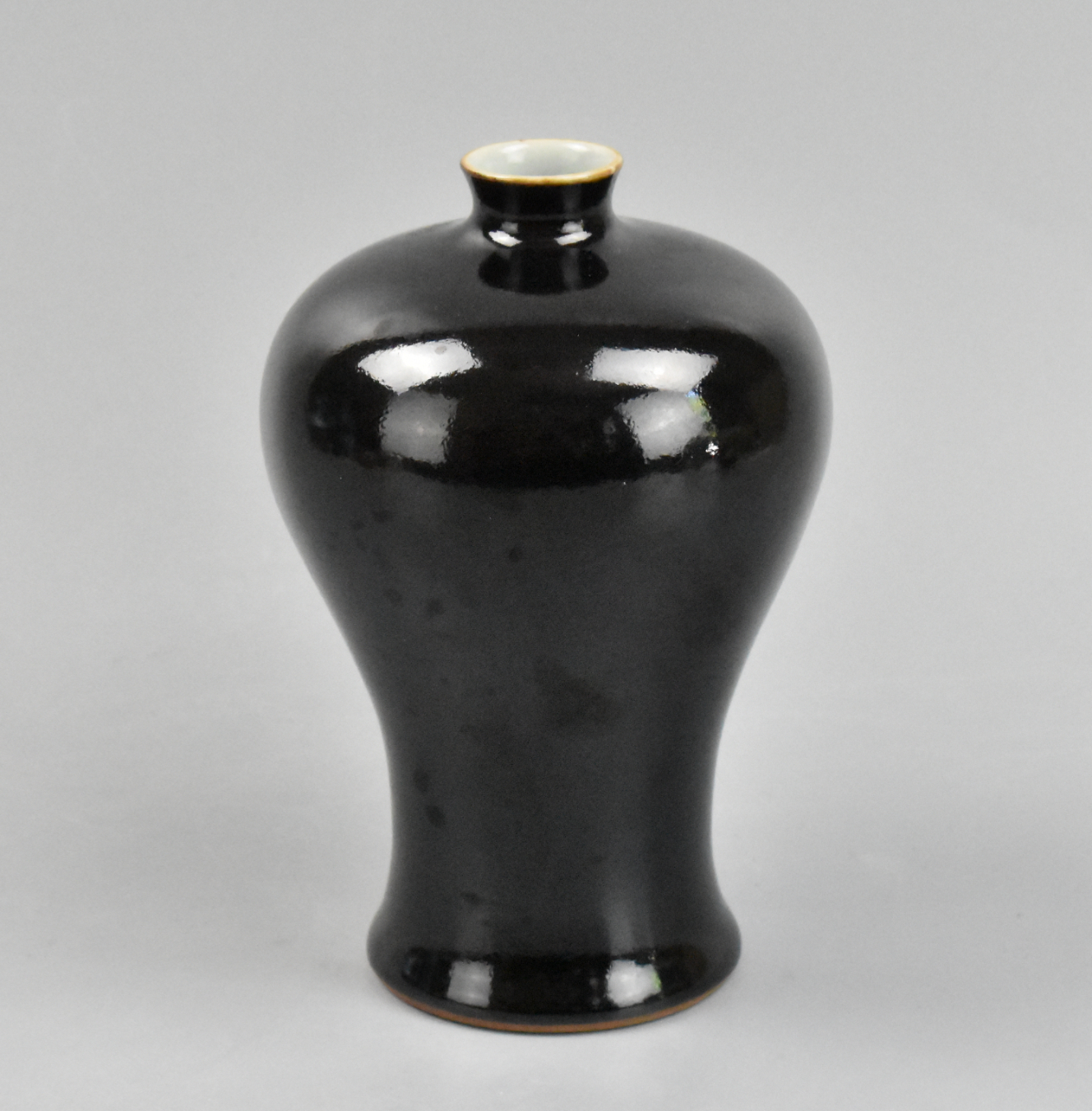 CHINESE BLACK GLAZED MEI