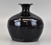CHINESE BLACK GLAZED TULU VASE