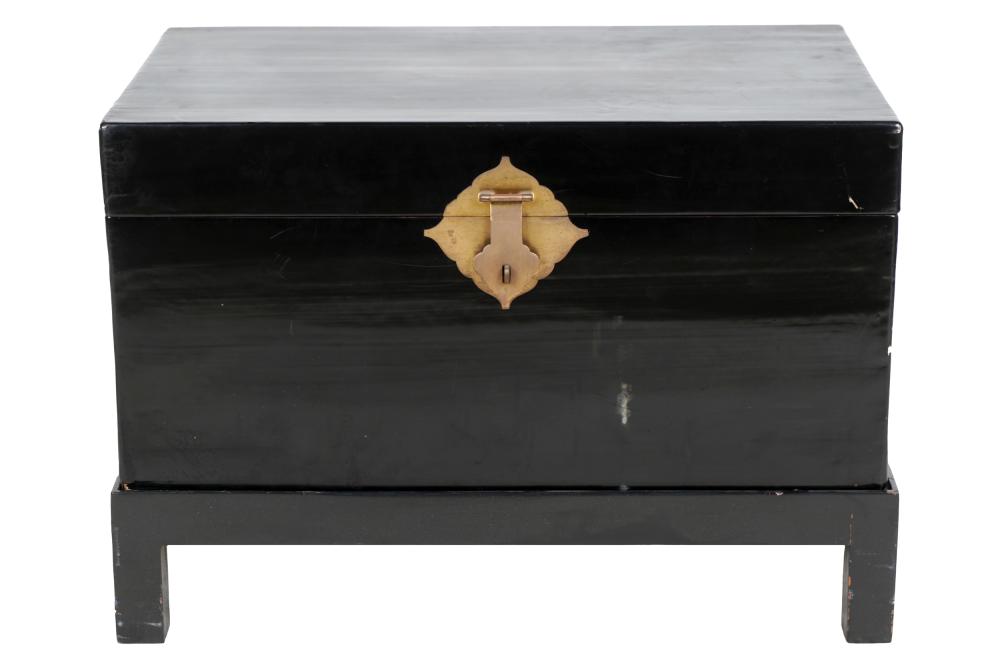 CHINESE BLACK-LACQUERED TRUNK ON