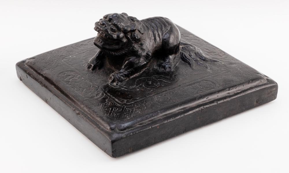 CHINESE BLACK STONE WEIGHT/PAPER