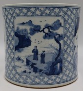 CHINESE BLUE AND WHITE BRUSH P