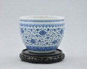 Chinese Blue and White Cachepo