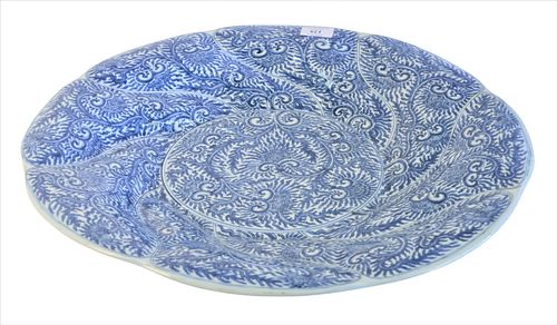 CHINESE BLUE AND WHITE CHARGER,