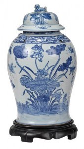 CHINESE BLUE AND WHITE 'DUCK A