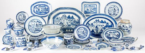 CHINESE BLUE AND WHITE EXPORT