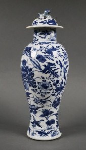 CHINESE BLUE AND WHITE KANGXI