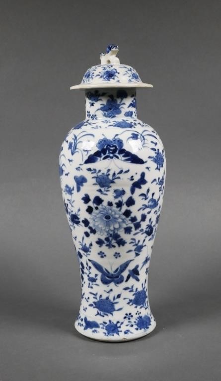 CHINESE BLUE AND WHITE KANGXI