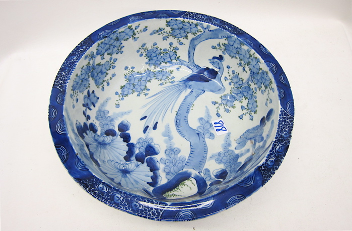 CHINESE BLUE AND WHITE PORCELAIN