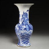CHINESE BLUE AND WHITE PORCELA
