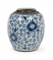 CHINESE BLUE AND WHITE PORCELA