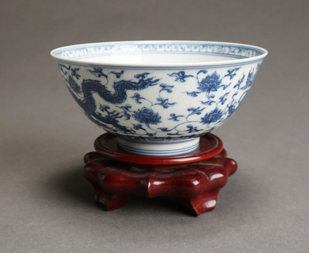 CHINESE BLUE AND WHITE PORCELAIN