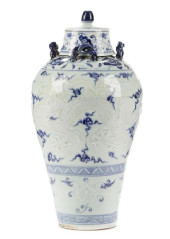 CHINESE BLUE AND WHITE PORCELA