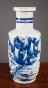 CHINESE BLUE AND WHITE PORCELA