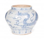 CHINESE BLUE AND WHITE PORCELA