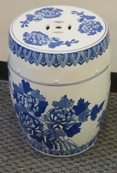 CHINESE BLUE AND WHITE PORCELA
