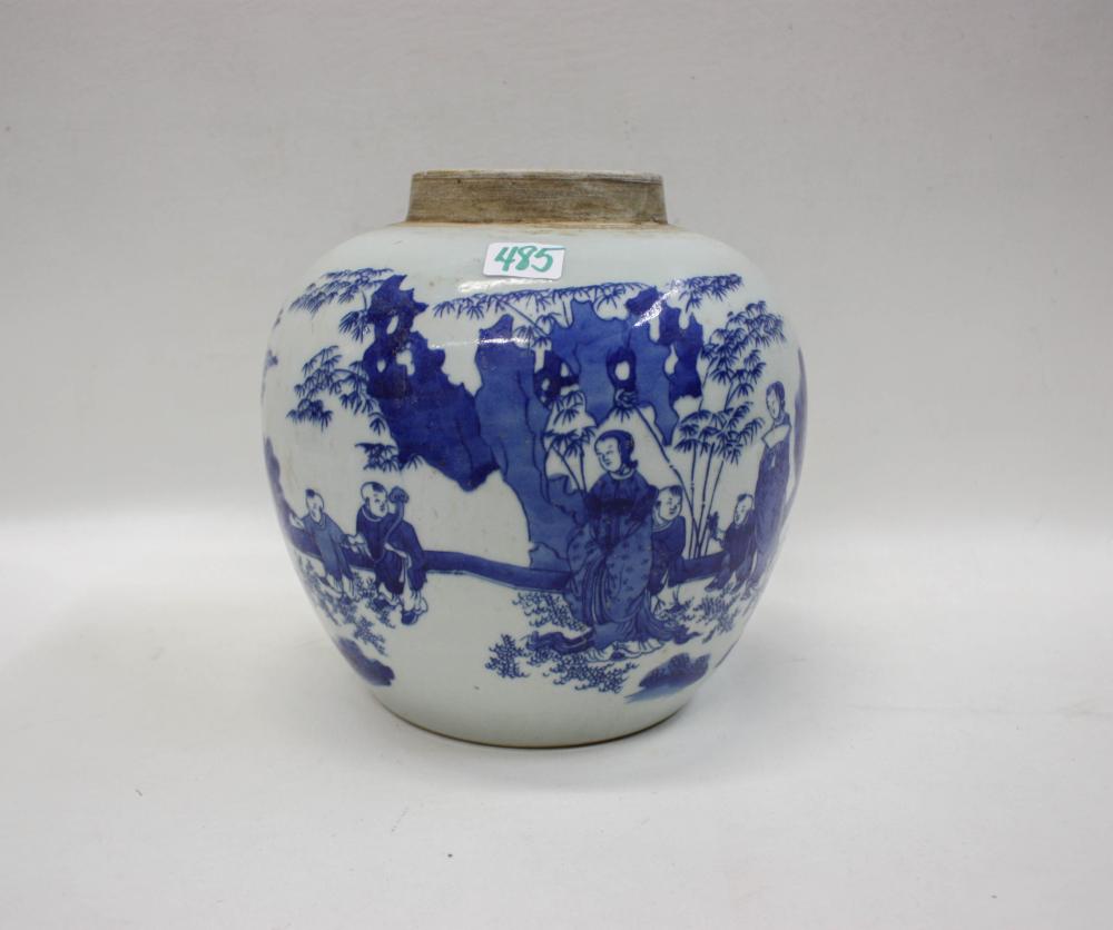 CHINESE BLUE AND WHITE PORCELAIN