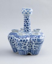 CHINESE BLUE AND WHITE PORCELA