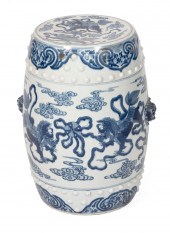 CHINESE BLUE AND WHITE PORCELA