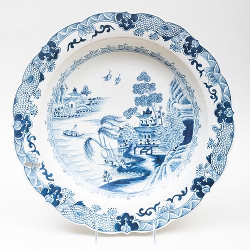 CHINESE BLUE AND WHITE PORCELAIN