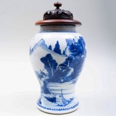 CHINESE BLUE AND WHITE PORCELA