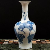 CHINESE BLUE AND WHITE PORCELA
