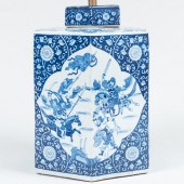 CHINESE BLUE AND WHITE PORCELA