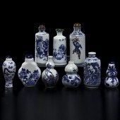 Chinese Blue and White Snuff B