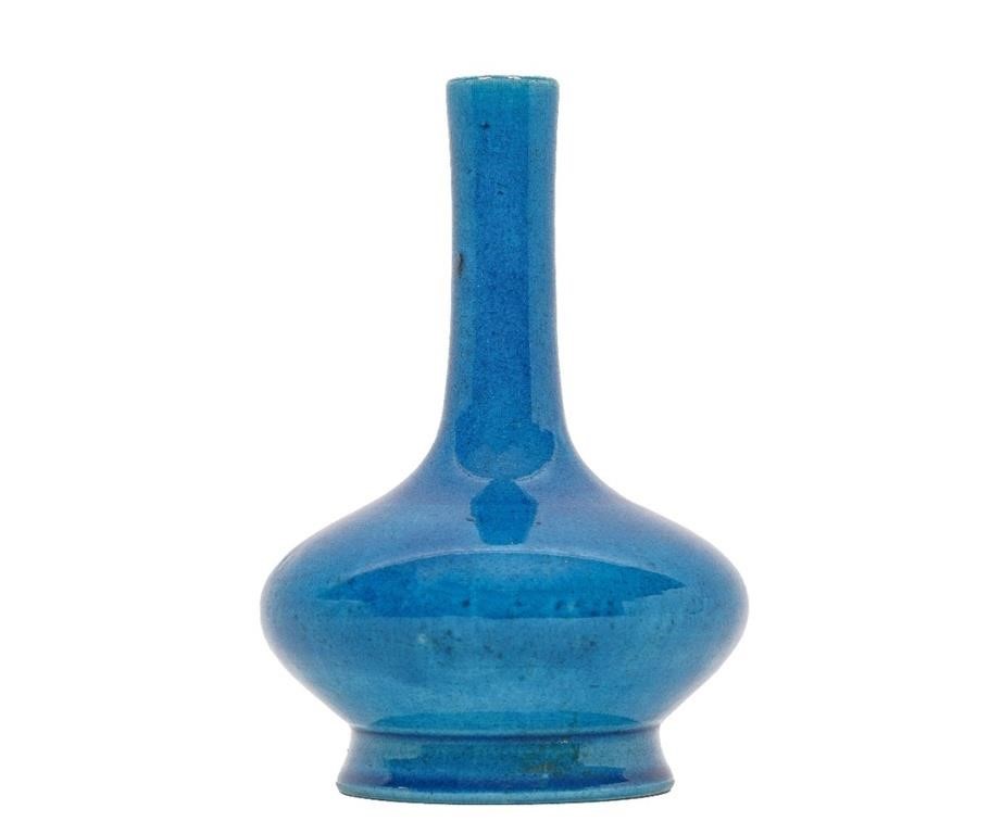 Chinese blue glazed bulbous